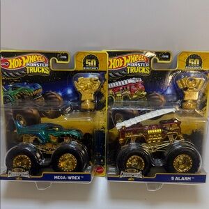 Hot Wheels Monster Trucks Mega-Wrex & 5 Alarm Set
